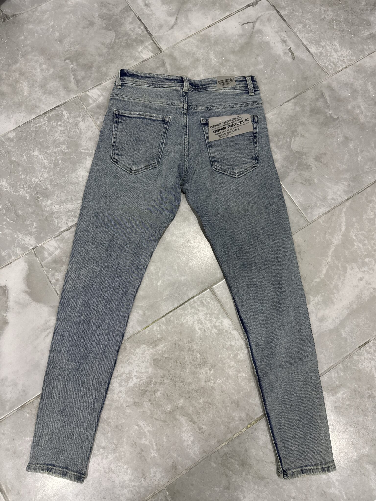 Koyu Gri Lazer Kesim Kot 3023